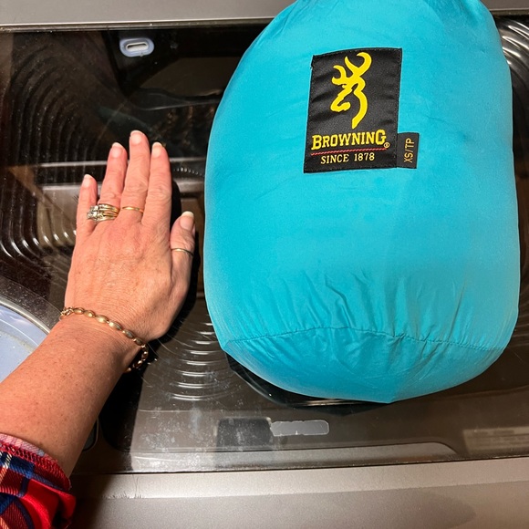 Browning goose down, puffer coat with storage bag - Picture 9 of 10